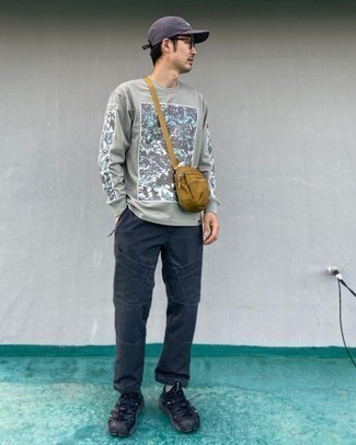 Comment porter une casquette de base-ball violette