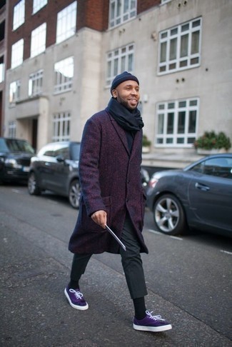 Comment porter un manteau violet