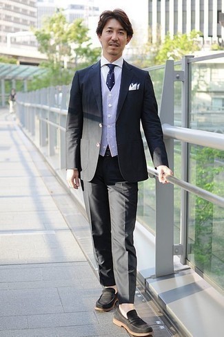Comment porter un manteau violet