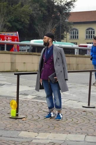 Comment porter une veste violette pour un style chic decontractés quand il fait froid