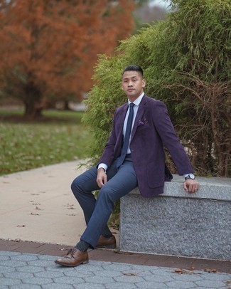 Comment porter une veste violette