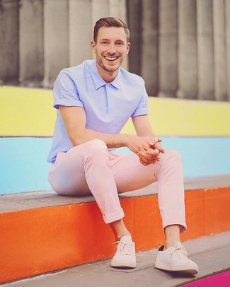 Comment porter un polo violet quand il fait très chaud