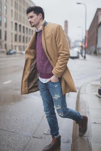 Comment porter un pull violet pour un style decontractés en automne