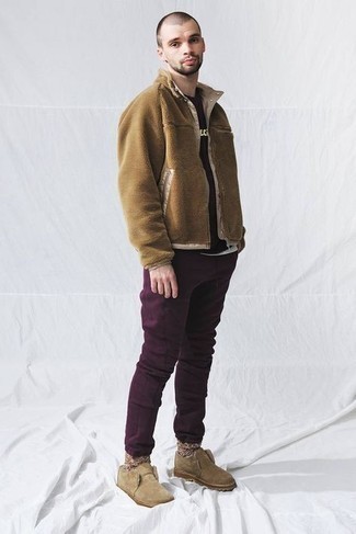 Comment porter un pantalon de jogging violet