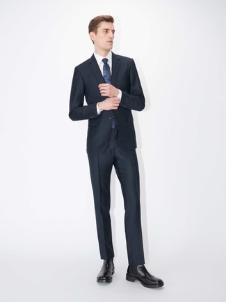 Comment porter une chemise de ville blanc et bleu marine