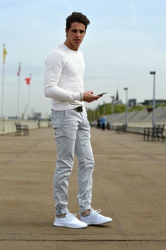 Comment porter des chaussures de sport blanches