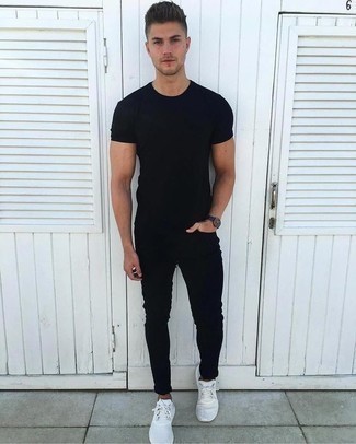 Comment porter des chaussures de sport blanches quand il fait très chaud