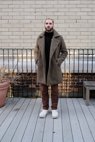 Comment porter des bottes blanches quand il fait froid