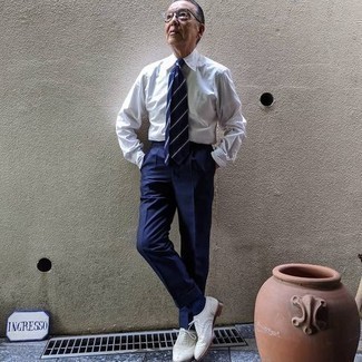 Comment porter des chaussures brogues blanches en été