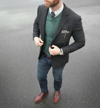 Comment porter une chemise de ville à carreaux blanche