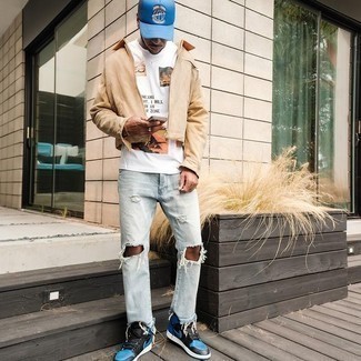 Une veste harrington à porter avec un t-shirt à col rond blanc