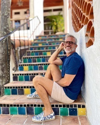 Comment porter des espadrilles blanches en été