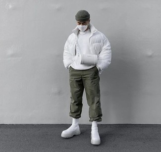 Comment porter une veste blanche quand il fait frais