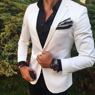 Comment porter une veste blanche quand il fait chaud