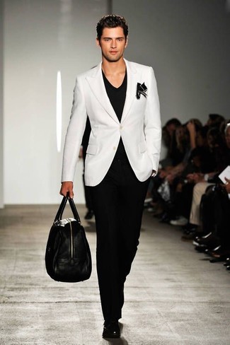Comment porter une veste blanche pour un style chic decontractés