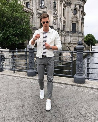 Comment porter une veste blanche quand il fait chaud