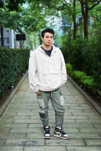 Comment porter une veste blanche quand il fait chaud à l'adolescence