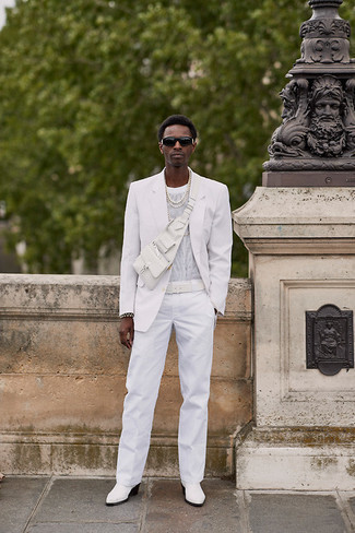Comment porter un sac en cuir blanc au printemps