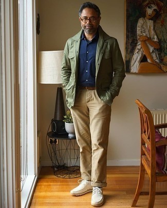 Comment porter des bottes en cuir blanches