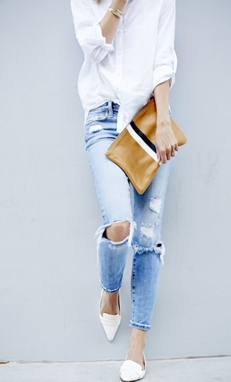 Comment porter des slippers en cuir blancs
