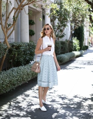 Comment porter des slippers en cuir blancs