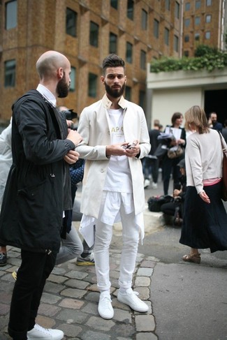 Comment porter un pantalon blanc quand il fait froid