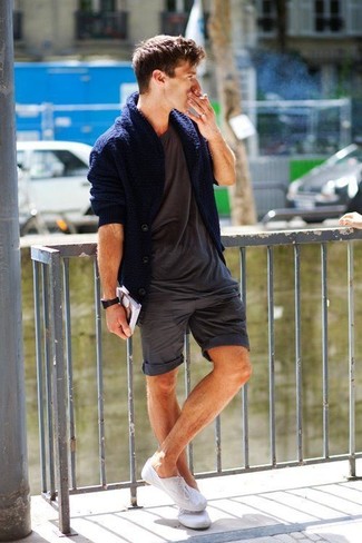 Comment porter des tennis blancs