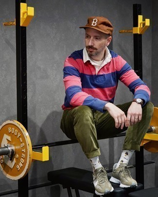 Comment porter des chaussettes imprimées blanches au printemps