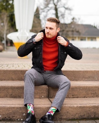 Comment porter des chaussettes imprimées blanches au printemps