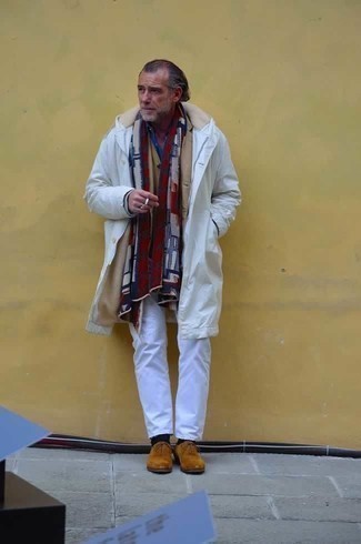 Comment porter un imperméable blanc au printemps
