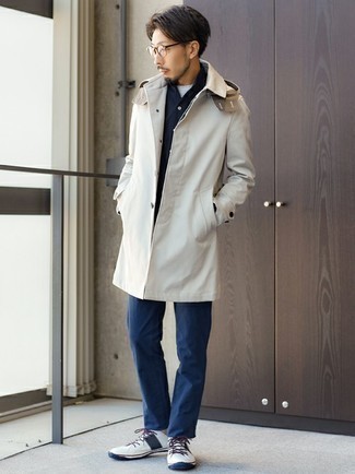Comment porter un imperméable blanc en automne