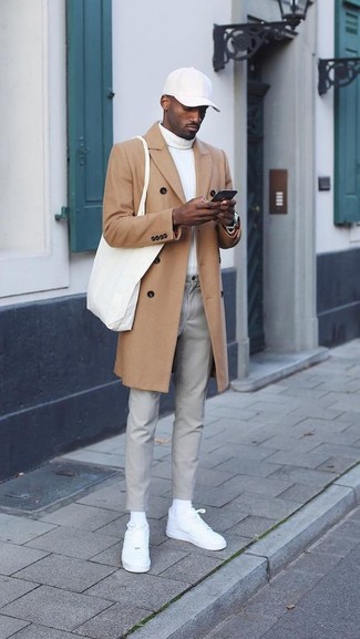 Comment porter des chaussettes blanches pour un style chic decontractés au printemps