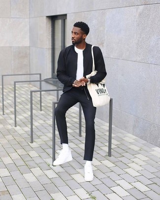 Comment porter des chaussettes blanches pour un style chic decontractés au printemps