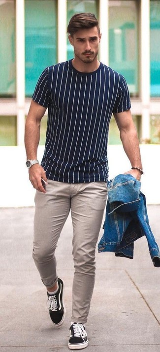 Comment porter des chaussettes blanches pour un style decontractés quand il fait chaud