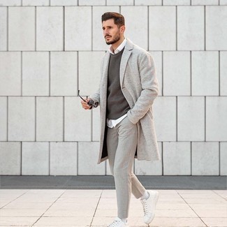 Comment porter des chaussettes blanches pour un style chic decontractés quand il fait froid