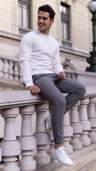 Comment porter un sweat-shirt blanc