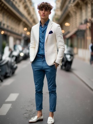 Comment porter un blazer en tweed blanc