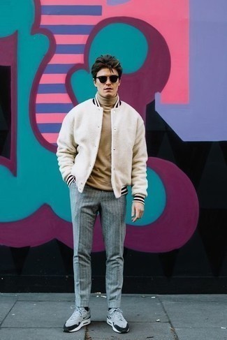 Comment porter une veste universitaire blanche pour un style decontractés