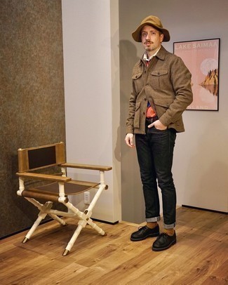 Comment porter une veste style militaire en laine pour un style decontractés