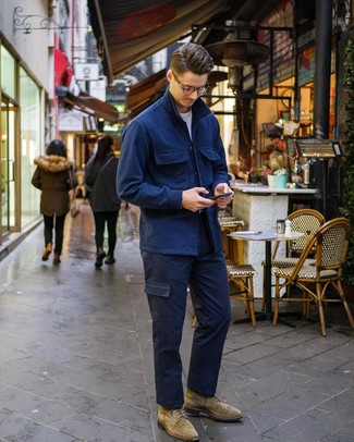 Comment porter une veste style militaire en laine pour un style decontractés