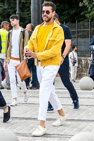Comment porter une veste en jean jaune