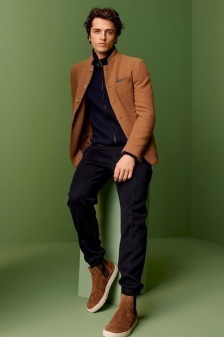 Comment porter un pull à fermeture éclair avec des bottines chelsea
