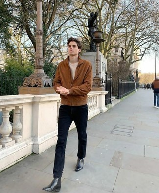 Comment porter un pull à fermeture éclair avec des bottines chelsea