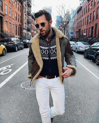 Comment porter un pull à fermeture éclair avec des bottines chelsea