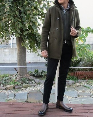 Comment porter un pull à fermeture éclair avec des bottines chelsea