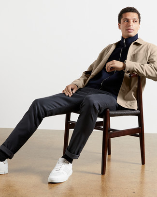 Comment porter un pull à fermeture éclair avec un pantalon chino