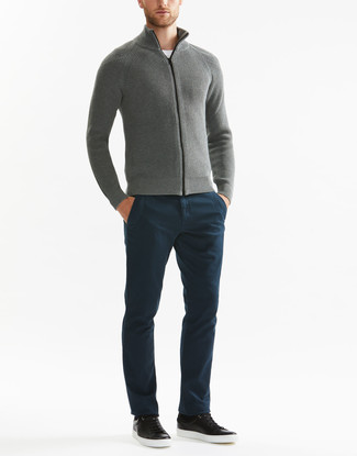 Comment porter un pull à fermeture éclair pour un style decontractés au printemps