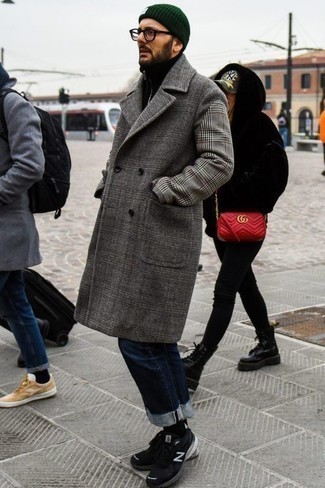 Comment porter un pull à fermeture éclair pour un style decontractés quand il fait froid