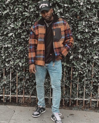 Comment porter un pull à fermeture éclair pour un style decontractés au printemps