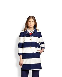 Manteau à rayures horizontales blanc et bleu marine